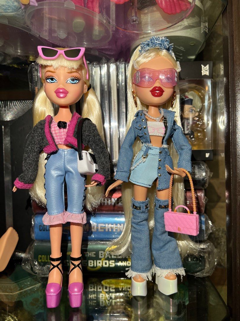 Goin’ Out Cloe Bratz (Category: Kids Toys) located in Marikina City. Submitted by lamikiminache (Listing ID 1414617497, Image 3). Description: - Unboxed, no box included. Complete accesories - Each doll comes with fashionable outfits and sunglasses (and posters for Alwayz Bratz) - Includes various hairstyles and accessories (handbags, shoes) wysiwyg Mop: Gcash Shipping fee will be shouldered by buyer .