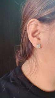 (Category: ) located in . Submitted by hansongold (Listing ID 1414483262, Image 1). Description: .
