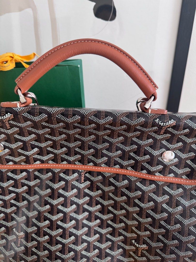 Goyard Saint Leger Handbag Black Canvas (Category: Luxury Bags & Wallets) located in Manila. Submitted by helloseptembermnl (Listing ID 1414443438, Image 2). Description: Dustbag, Paperbag Included Very minimal signs of usage Bought April 2024 in Goyard Korea Black/Tan .