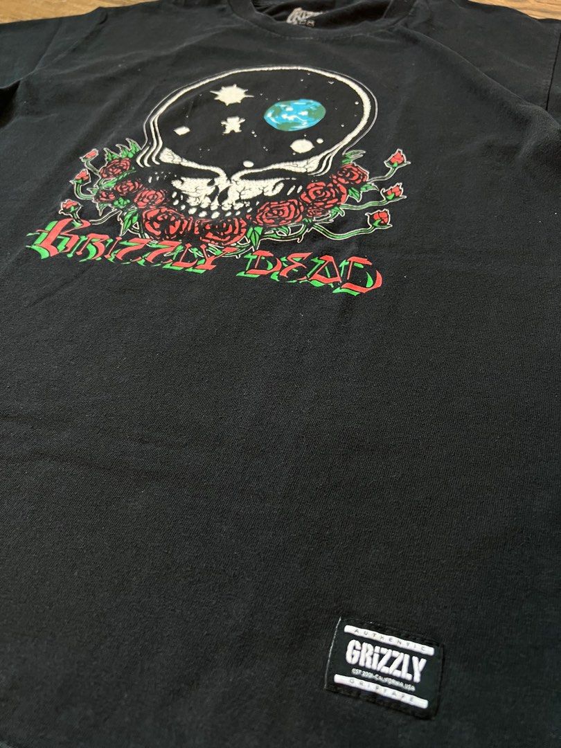 Grizzly x Grateful Dead T-shirt - Medium (Category: Tshirts & Polo Shirts ) located in Manila. Submitted by kylestuffs (Listing ID 1414558745, Image 3). Description: • legit • medium, 20 x 27 inches • great condition • no issues mop: unionbank / gcash ship: lalamove / lbc meet: sjdm bulacan.