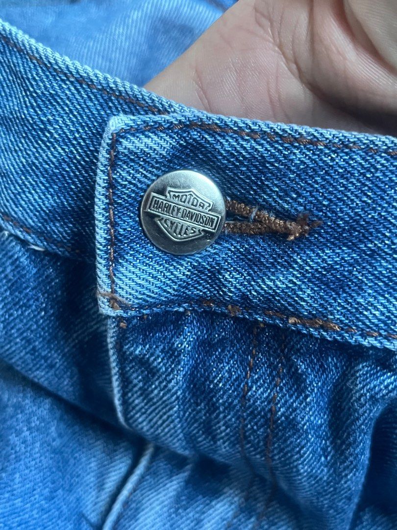 Harley-Davidson Denim Double Knee baggy pants (Category: Jeans) located in Subic. Submitted by jackombreezeee (Listing ID 1414558172, Image 3). Description: W34 L42 Baggy shit.