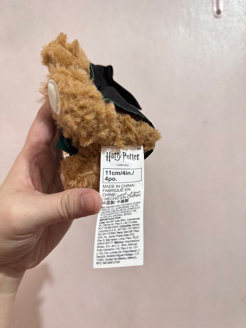 Harry Potter Miniso Slytherin bear charm (Category: Designer & Blind Box Toys) located in Pasay City. Submitted by cnr.ph (Listing ID 1414552937, Image 3). Description: 🎀 300 🎀 Bought from Miniso PH last Nov 2025 for 499 php ko nakuha. no papertag na but with clear etiketa. Never used pa. Stored in plastic lang. 💗 📍Pasay City Can only do lalamove/grab express due to hectic schedule.