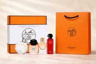 (Category: ) located in . Submitted by europebrandedperfumes (Listing ID 1396655388, Image 1). Description: .