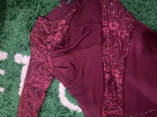 (Category: ) located in . Submitted by yeezii (Listing ID 1414563473, Image 1). Description: .