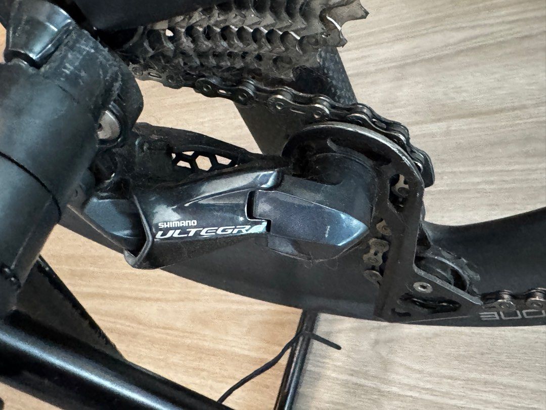 Java Cl (Category: Bicycles) located in Singapore. Submitted by cuppacoffee (Listing ID 1414557415, Image 2). Description: Spend over $2k Weight arnd 8kg See pics to see parts. ***Rear brake need to recable.** .