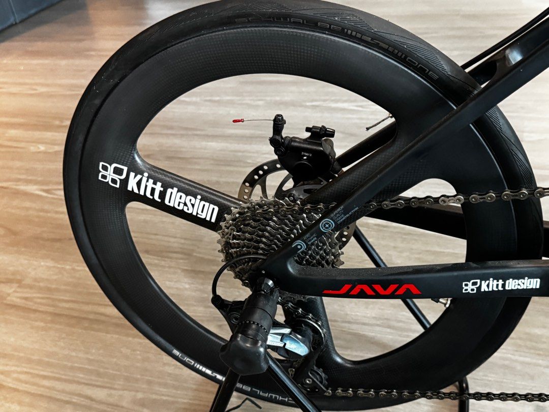 Java Cl (Category: Bicycles) located in Singapore. Submitted by cuppacoffee (Listing ID 1414557415, Image 6). Description: Spend over $2k Weight arnd 8kg See pics to see parts. ***Rear brake need to recable.** .