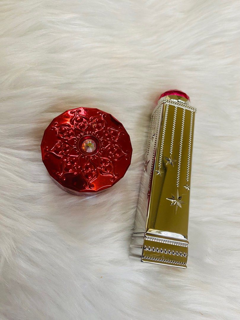 JILL STUART BUNDLE LIP BALM AND LIPGLOSS (Category: Makeup) located in Pagsanjan. Submitted by lavishbyji22912 (Listing ID 1414464514, Image 2). Description: Authentic lipgloss-brandnew lipbalm- used but few times lang may nice scent see photos.