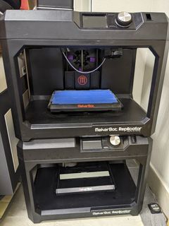 MakerBot Replicator 3D Printer461881386593822720