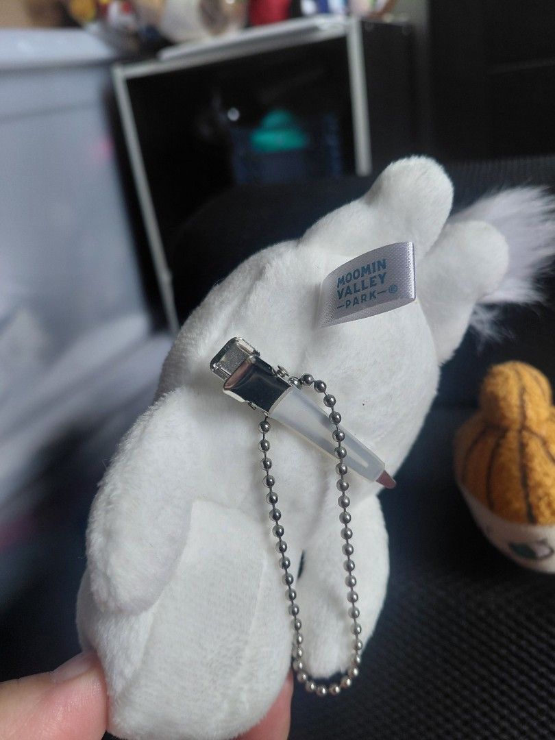 MOOMin Valley Park plush keychain clip style (Category: Plushies & Soft Toys) located in Manila. Submitted by bashamylove0116 (Listing ID 1414475722, Image 3). Description: up for grabs MOOMIN valley park clip style/plush keychain Great addition to your collection From Japan #moomin.