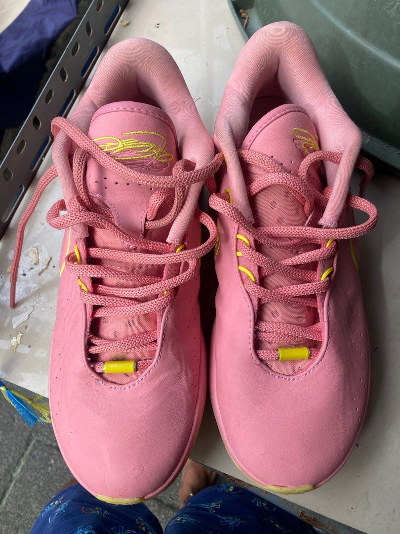 Nike Lebron 21 Low Pink Lemonade (Category: Sneakers) located in Quezon City. Submitted by sensui110 (Listing ID 1414529268, Image 1). Description: - Nike Lebron 21 Low Pink Lemonade - Pink upper with yellow accents - US size 9.5, UK 8.5, EUR 43, CM 27.5 - Handprint design on insole - Made in Vietnam No box.