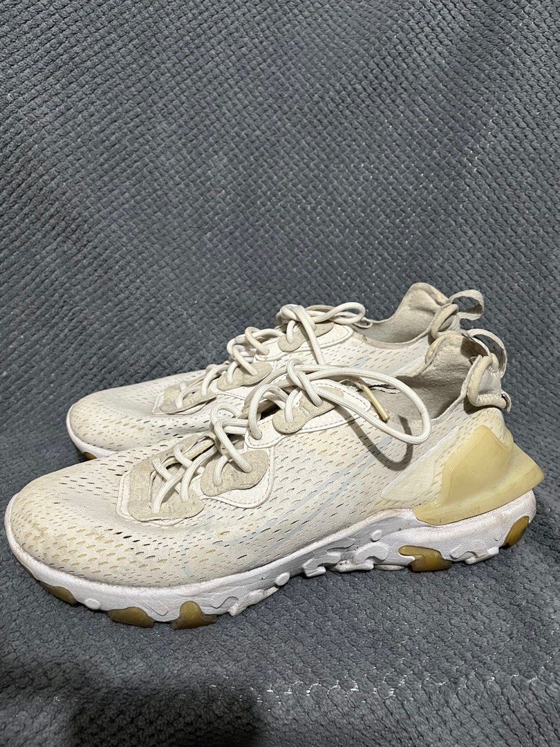 Nike React Vision White Sneakers Authentic (Category: Sneakers) located in Quezon City. Submitted by earthtodior (Listing ID 1414530107, Image 1). Description: - authentic - very good condition - what you see is what you get - no issue - just clean it .