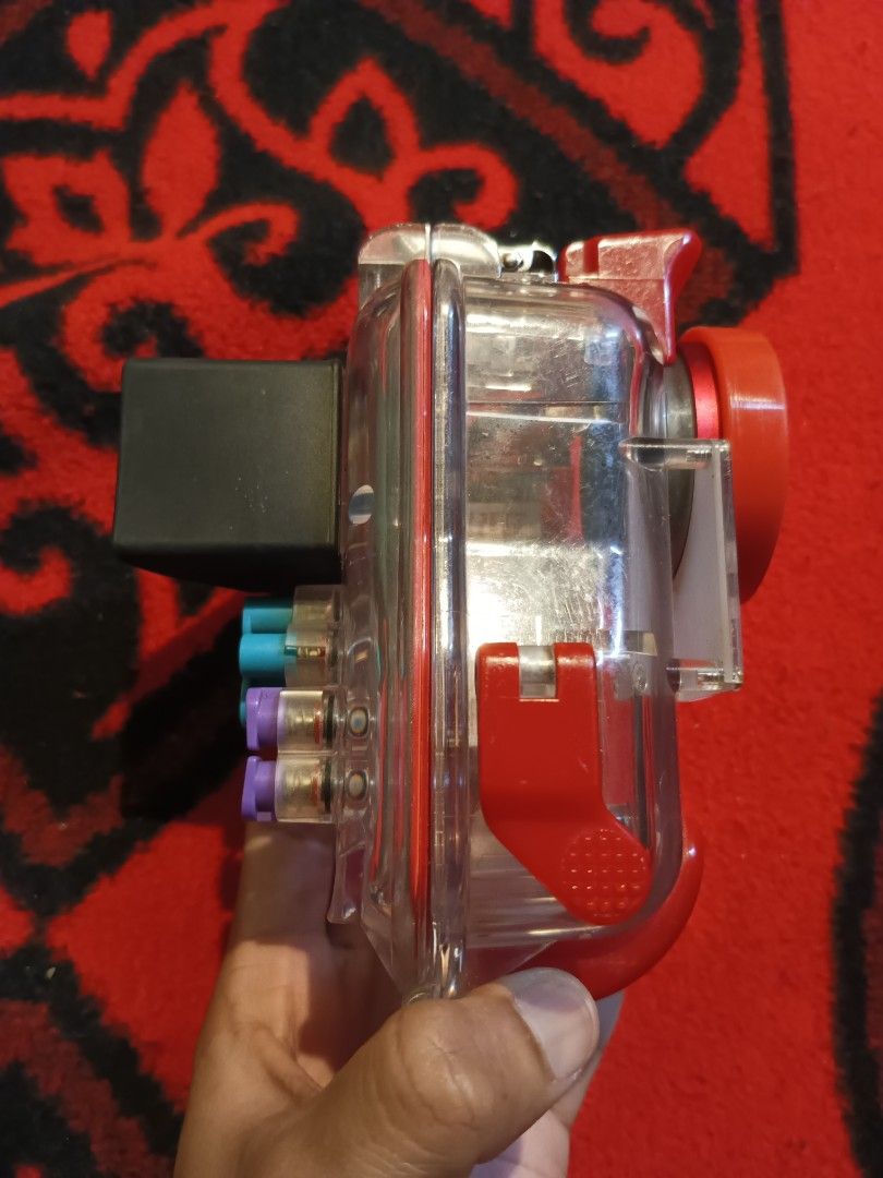 Olympus PT-016 film camera waterproof case (Category: Camera Bags & Carriers) located in Quezon City. Submitted by markgolveo (Listing ID 1414518535, Image 3). Description: Olympus PT-016 film camera waterproof case.