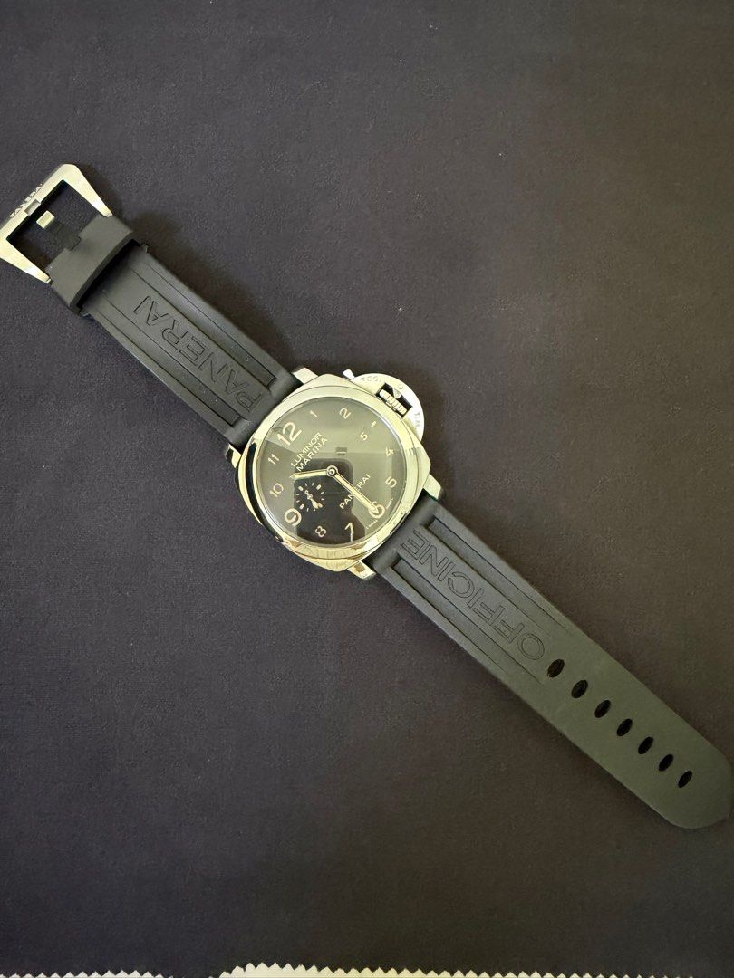 Panerai PAM 359 (Category: Luxury Watches) located in Quezon City. Submitted by nmimicu (Listing ID 1414550029, Image 2). Description: Panerai 359 2014 44mm Automatic Full set Pam 359 San Juan City/New Manila QC On hand Other watches available 240,000.