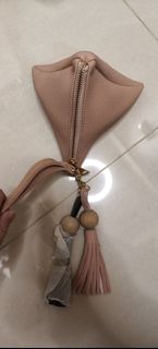 (Category: ) located in . Submitted by kiwicycle (Listing ID 1414587088, Image 1). Description: .