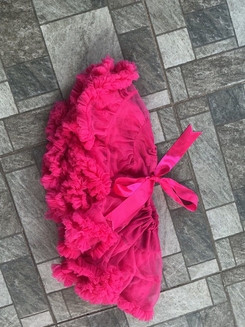 Pink Tulle Ballet Skirt (Category: Babies & Kids Fashion) located in Calapan. Submitted by kyowtown (Listing ID 1414561304, Image 2). Description: LAST PRICE POSTED‼️ 💫 used once, good as new 💫 no when worn pic + actual photos are posted 💫 bought it fr hongkong 💫 rfs: decluttering 💫 payment: gcash.