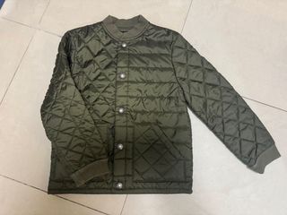 （分類：）位於 。 由 tabyeeba 提交（商品編號 1414463450，圖片 1）。簡介： 。