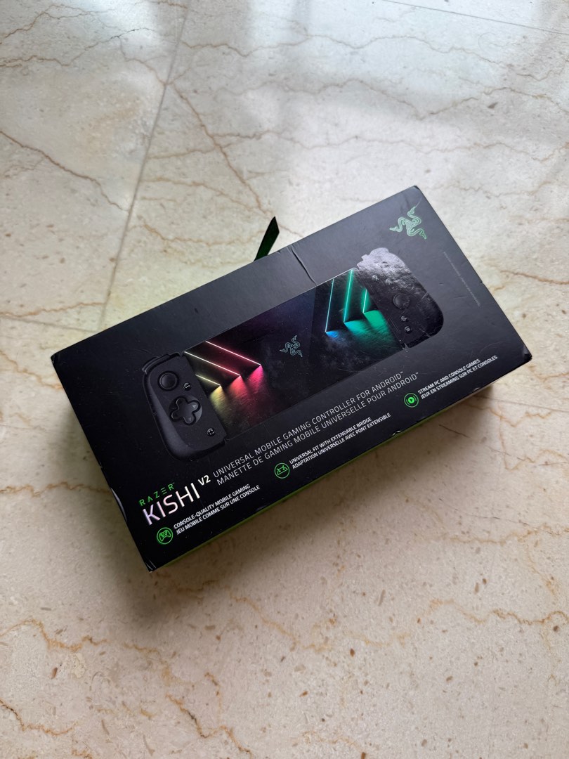 Razer Kishi V3 - Contrôleur Mobile De Taille Normale Pour IPhone Et Smartphones Android - USB-C Plug-and-Play - Sticks Analogiques Anti-dérive - 12 Boutons (Sensa HD Haptics, Nexus Game Launcher) Noir