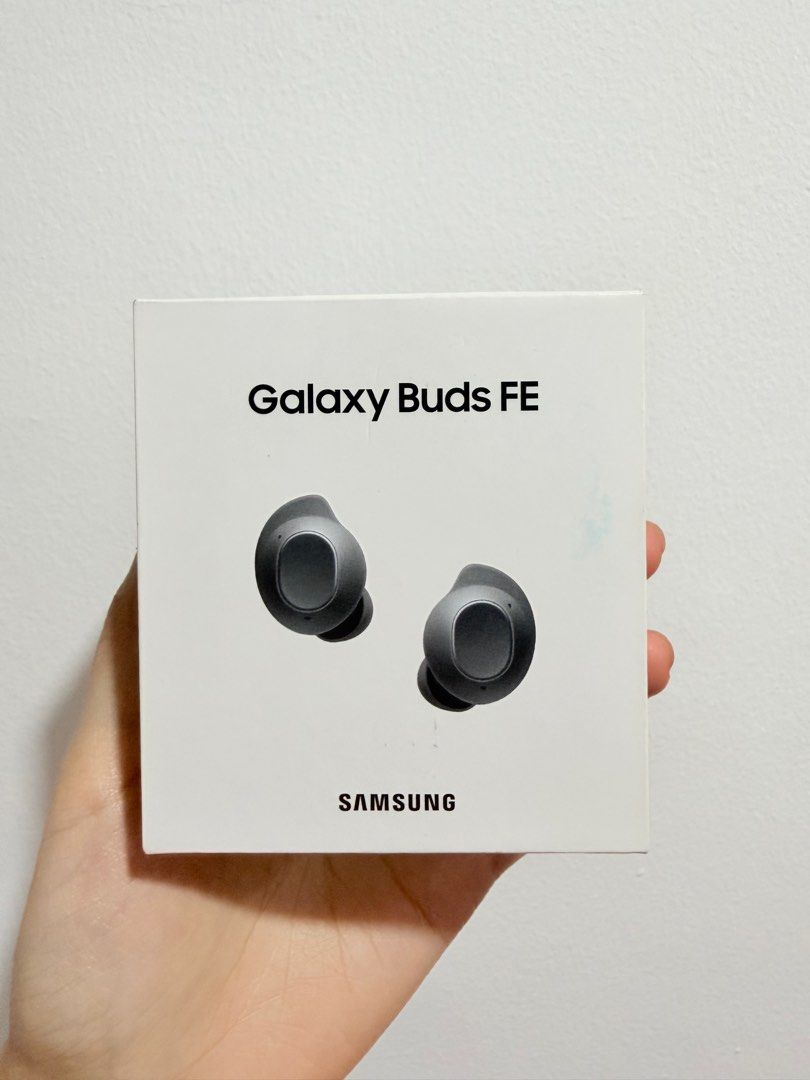 Samsung Galaxy Buds FE (Category: Earphones) located in Manila. Submitted by jamiie.viernes (Listing ID 1414578224, Image 1). Description: .