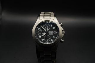 (Category: ) located in . Submitted by mjayluxurywatch (Listing ID 1414592275, Image 1). Description: .