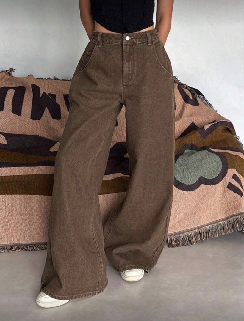 Shein DAZY Brown Wide Leg Pants (Category: Other Bottoms) located in San Mateo. Submitted by nicolossal (Listing ID 1414600014, Image 1). Description: waist - 26inches length - 40 inches (based from the shein app) dm for actual pictures! NEGOTIABLE, but please avoid very low offers.