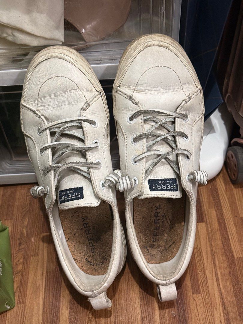 Sperry White Sneakers (Category: Sneakers) located in Pasig City. Submitted by riusables (Listing ID 1414534995, Image 1). Description: - Sperry white sneakers STS84549 - Size: US 8, EUR 38, CM 25 - Lace-up closure - Brown soles with diamond pattern - Features Sperry logo on insole - Authentic Just needs cleaning but still in good condition! Rfs: need funds Price negotiable! .