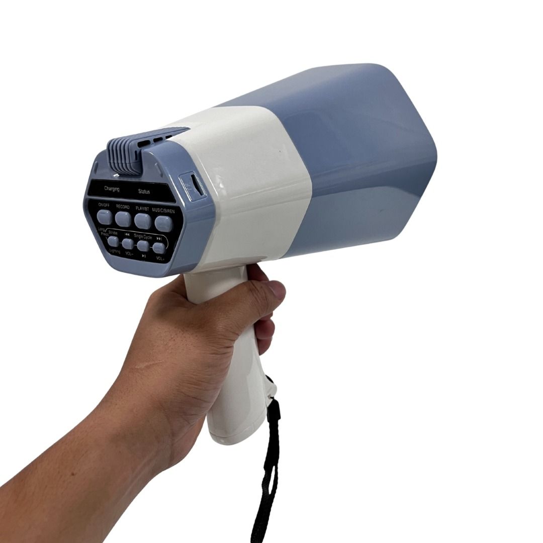 Supremo Handheld Megaphone with Flashlight 40Watts (Category: Microphones) located in Manila. Submitted by e2s_marketing (Listing ID 1414490836, Image 3). Description: SPECIFICATIONS: ◉ Battery: 1200mAh Lithium Battery (2pcs) ◉ Recording Time: 350 seconds / 6 Minutes ◉ Audible Range: 600 meters ◉ Material: ABS ◉ Distortion: ≤ 1% ◉ Power: 40 Watts ◉ Operating Voltage: DC 3.7V ◉ Loud Voice ◉ Handheld Megaphone ◉ Built-in Flashlight Functions: ✅ Tal