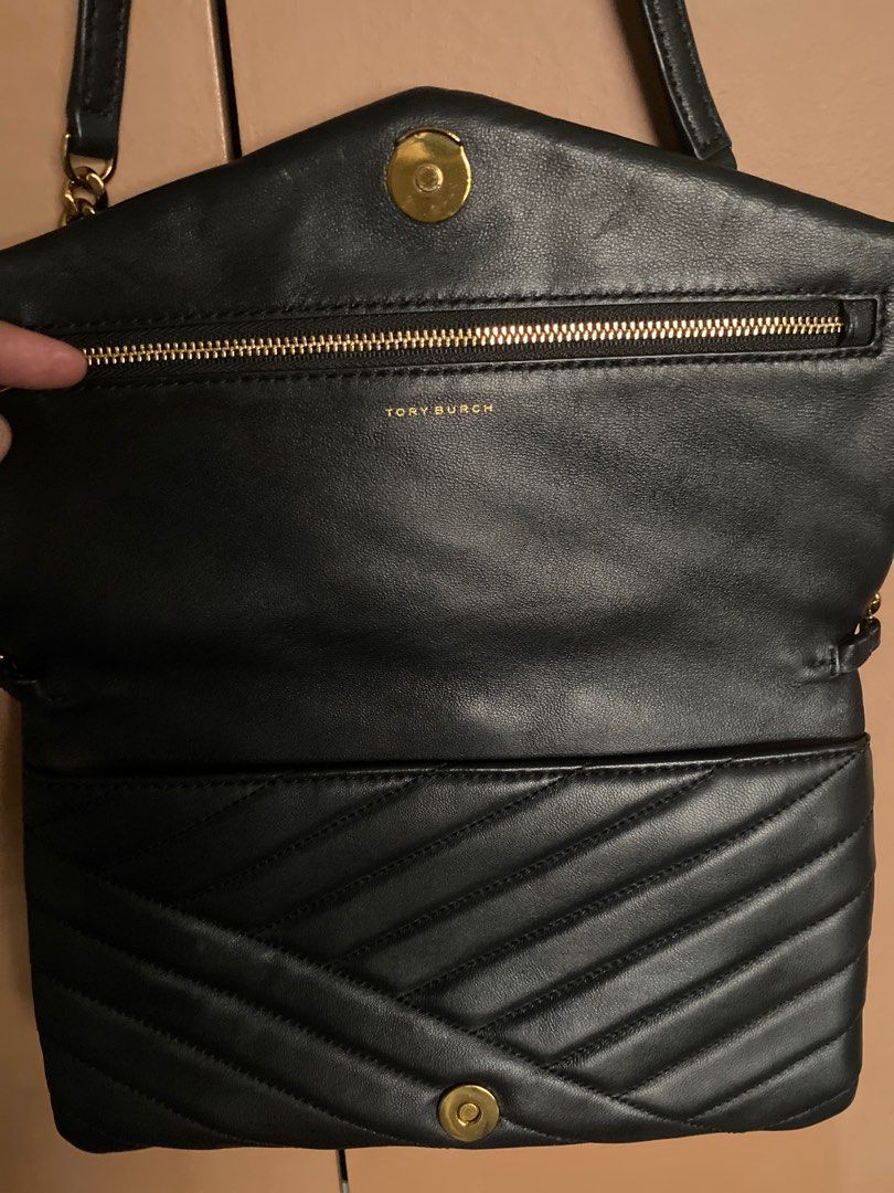Tory Burch Kira Chevron Clutch (Category: Luxury Bags & Wallets) located in Las Pinas. Submitted by hope01 (Listing ID 1414476591, Image 3). Description: Versatile bag for casual and formal events. Authentic..