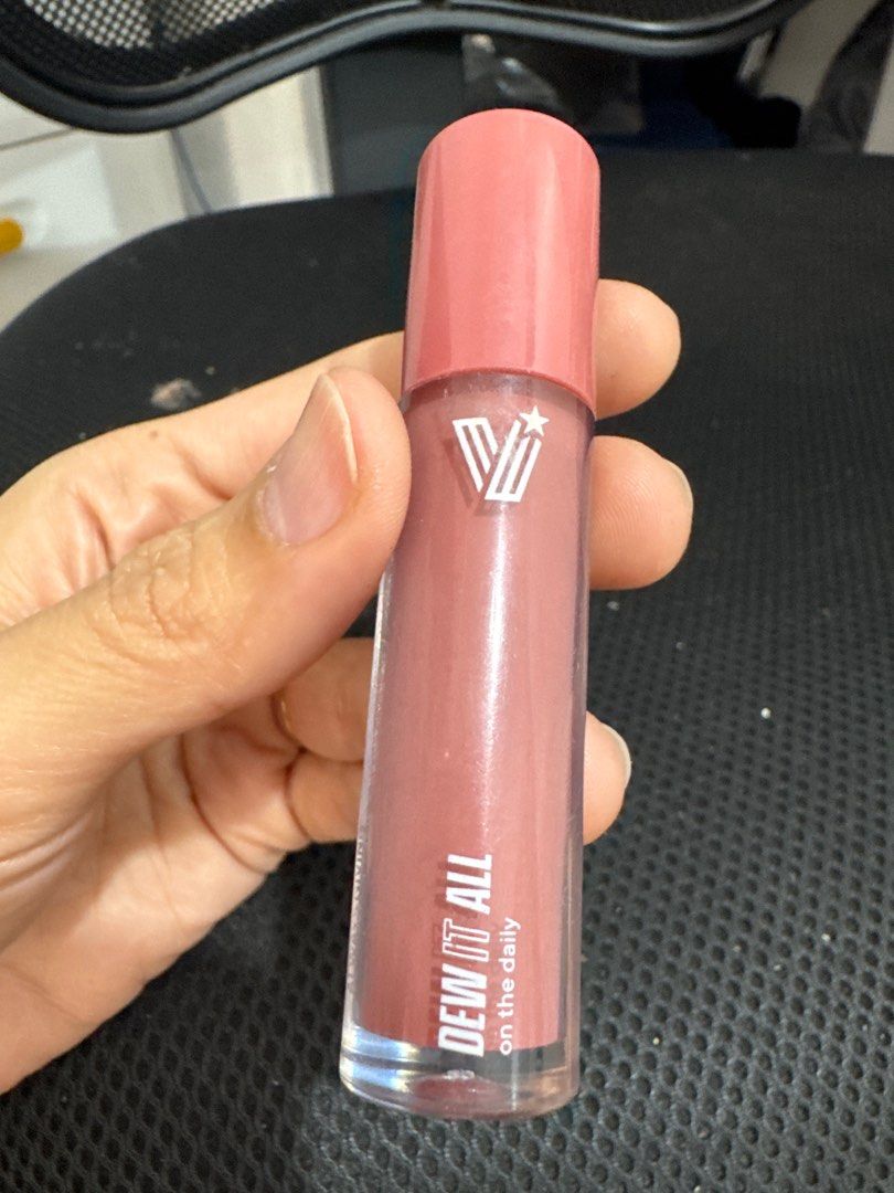 Vice Cosmetics Dew It All Lip Gloss (Category: Makeup) located in Caloocan City. Submitted by msgemini0618 (Listing ID 1414446552, Image 1). Description: - Vice Cosmetics Dew It All Lip Gloss - Shade: "Always Giving" (nude-pink) - Net Weight: 5.5ml / 0.19 fl. oz. - Manufacturing Date: June 2024 - Condition: barely used. Too many blushes owned.