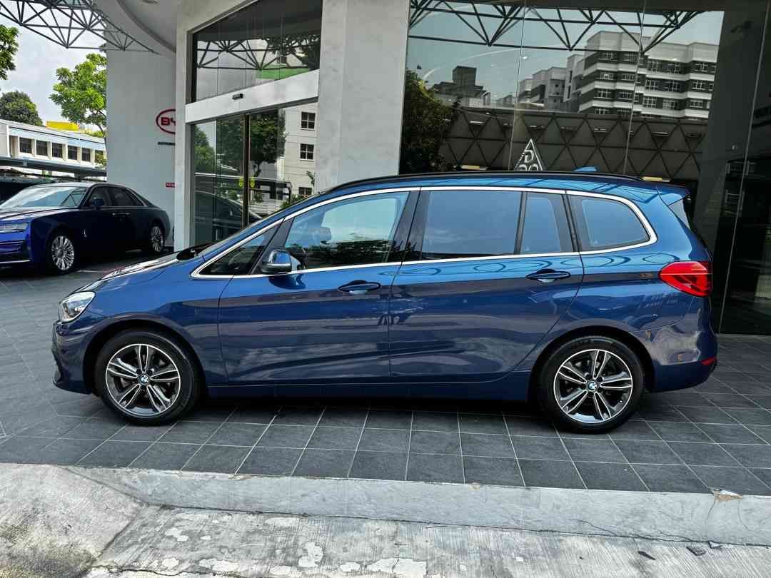 BMW 2 Series Gran Tourer 216i Sport (A) (Category: Used Cars) located in Singapore. Submitted by dicksonauto (Listing ID 1457917981, Image 3). Description: Very well maintained unit, pristine condition, must view. Certified Pre-Owned with Extended Warranty for worry-free ownership. Mileage Assurance: Actual mileage checked against available AD workshop/service records and/or owner-signed declaration. Buy-Back Assurance if verified mileage tamperi