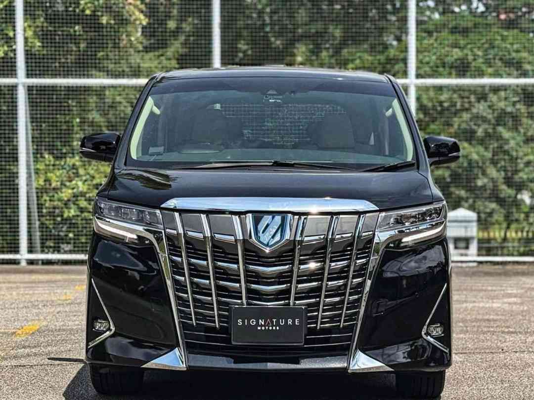 Toyota Alphard Hybrid 2.5 Elegance (A) (Category: Used Cars) located in Singapore. Submitted by signaturemotors (Listing ID 1436909644, Image 1). Description: Showroom: 237 ALEXANDRA ROAD 237 Alexandra Road #02-04 Singapore 159929 1 Owner! Full Agent Maintain! Low Mileage! One Of The Most Elegant And Spacious MPV! Come With Factory Touchscreen Head-Unit. 2nd Row Power Captain Seats With Ottoman. Lane Departure Assist. Digital Rear View Mirror. Re
