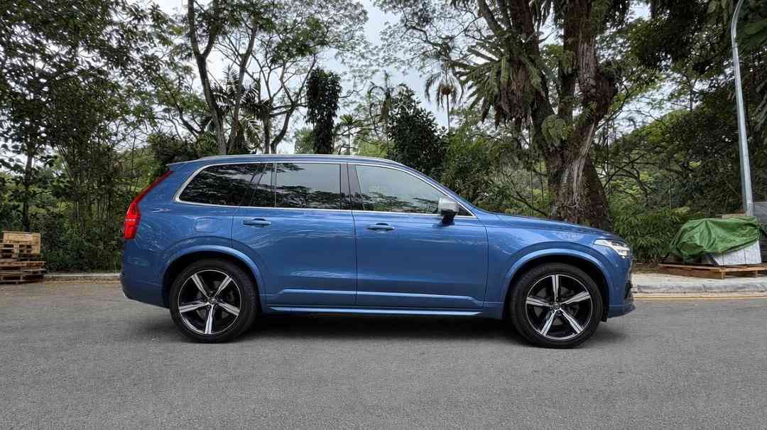 Volvo XC90 T6 R-Design 7-Seater (A) (Category: Used Cars) located in Singapore. Submitted by carousell_certified_partners (Listing ID 1461616813, Image 2). Description: Agent maintained unit! Comes with additional engine and gearbox warranty till end of drive! Well maintained and accident free family car, STA evaluation can be arranged. Bank loan/in house loan/full loan at attractive interest rate available. Trade in/consignment welcomed. Viewing