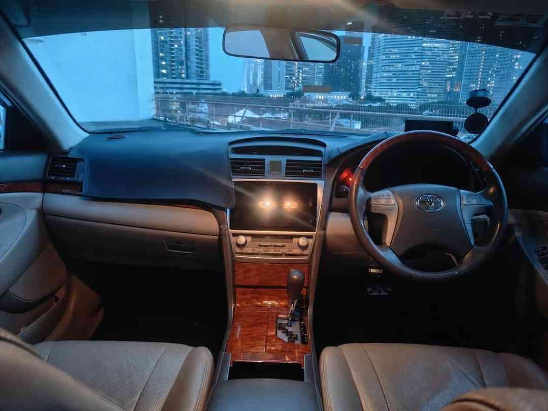 Toyota Camry 2.0 (A) (Category: Used Cars) located in Singapore. Submitted by carousell_certified_partners (Listing ID 1462690702, Image 3). Description: Lowest Depreciation in Market! Even Cheaper Then Altis! Very good condition! 100% full loan available! 100% phv loan available! Cheapest and lowest depreciation in the market! 1 of only 6 dealers in singapore to be awarded roll of honor by SGCM! Buy with confidence! In-house loan or bank loan av
