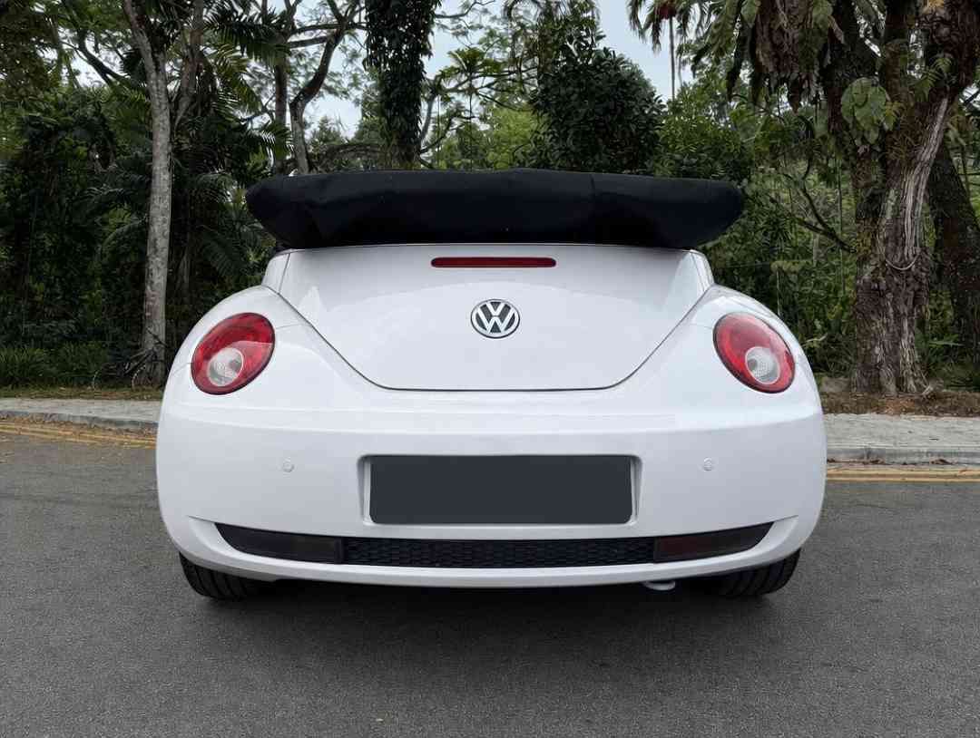 Volkswagen New Beetle Cabriolet 2.0 (A) (Category: Used Cars) located in Singapore. Submitted by carousell_certified_partners (Listing ID 1462862096, Image 3). Description: Beautiful Volkswagen Beetle Cabriolet! Well Maintained by Previous Owner! Very Good condition! 100% full loan available! Cheapest and lowest depreciation in the market! 1 of only 6 dealers in Singapore to be awarded roll of honor by SGCM! Buy with confidence! In house loan or 