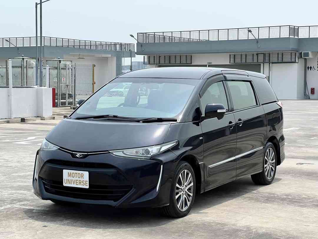 Toyota Previa 2.4 Aeras 7-seater Moonroof Luxury (A) (Category: Used Cars) located in Singapore. Submitted by motoruniverse (Listing ID 1460971797, Image 2). Description: Showroom: CARRO CENTER 60 JALAN LAM HUAT #04-37/38 CARRO CENTER Singapore 737869 1 owner only, well taken care of by previous owner, immaculate condition interior and exterior, 100% loan approval! 100% in house loan & bank loan available, call now & arrange viewing with us today