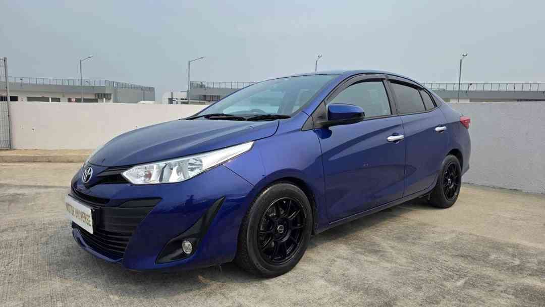 TOYOTA VIOS 1.5 E (AUTO) (Category: Used Cars) located in Singapore. Submitted by motoruniverse (Listing ID 1462362227, Image 3). Description: Showroom: CARRO CENTER 60 JALAN LAM HUAT #04-37/38 CARRO CENTER Singapore 737869 Excellent fuel economy! A reliable and fuel efficient mid sized sedan with genuine low mileage, minimal maintenance costs, and exceptionally well maintained. 100% loan approval guaranteed! Flexible in house and bank loan avail