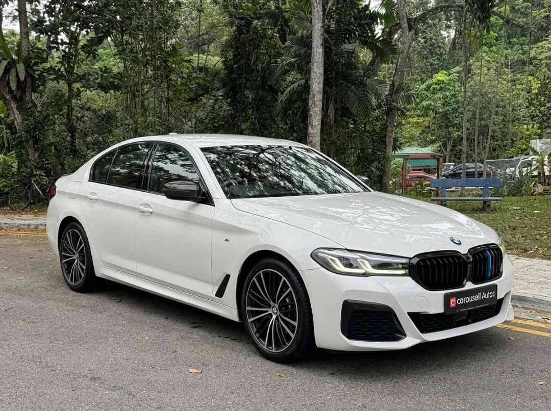 BMW 5 Series Sedan Mild Hybrid 520i M Sport (A) (Category: Used Cars) located in Singapore. Submitted by carousellcars (Listing ID 1454272172, Image 2). Description: We pride ourselves on offering some of the most competitive deals in the market, ensuring that you can make informed decisions with complete confidence. Every step of the purchasing process is handled with professionalism reflecting our commitment to building long-term trust. Feature