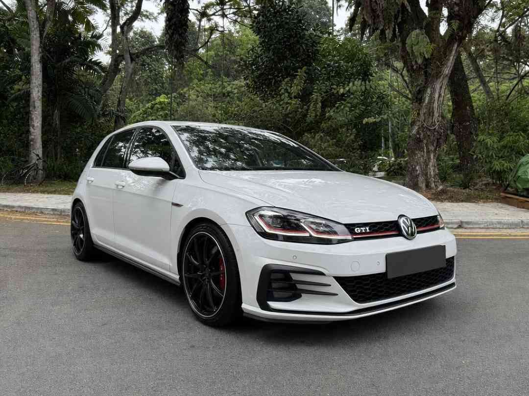 Volkswagen Golf GTI 5DR Sunroof (Category: Used Cars) located in Singapore. Submitted by carousell_certified_partners (Listing ID 1460321644, Image 1). Description: Best VW Golf Ever Produced,Best Engine and Gearbox, Excellent Condition, Original Paintwork, STA Welcome, Trade-In Welcome, Flexible Loan With Low-Interest Rate Available, Call Us now! Features: 2.0A, 4 cylinder TSI turbocharged, 227bhp, 6 speed DSG, 0-100km/h in 6.4s, Sunroof, paddle