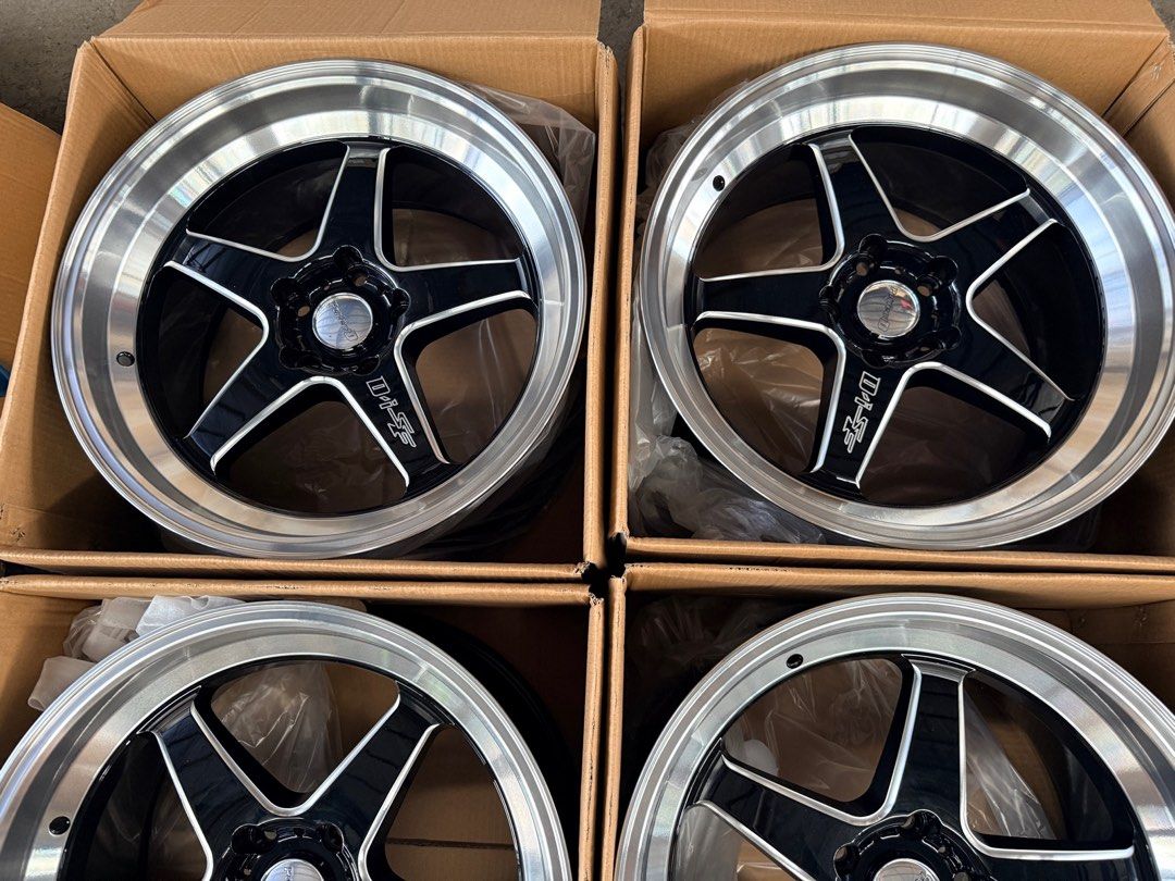18” Project R code JT142 Mags 5Holes pcd 114 Bnew (Category: Mags and Tires) located in Quezon City. Submitted by mindanaotyrehaus (Listing ID 1465332205, Image 2). Description: 4pcs 18” Project R design Code JT142 Bnew mags 5 holes pcd 114 x9.5 width offset 22 color: Black Face / Polish Lip sold as set 4pcs. for 28,000 pesos mags only * price may change without prior notice * fix price * Cash transaction/ GCash or BDO Online Transfer only First 