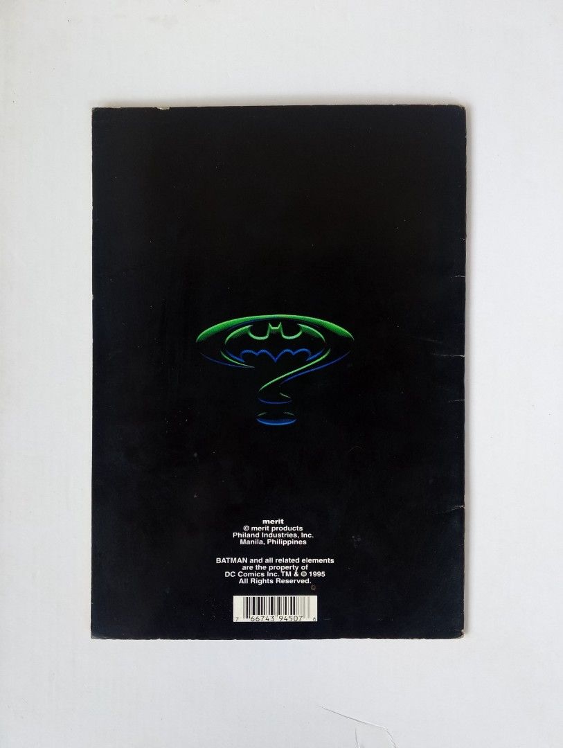1995 Vintage Batman Forever Notebook (Category: Vintage Collectibles) located in Lipa City. Submitted by meechytwotwotwo (Listing ID 1465279231, Image 2). Description: • 1995 Batman Forever Notebook Mas Malaki sya sa Standard na Notebook (see last photo for actual inside condition)." Plss check photos for actual condition additional shipping fee MODE OF PAYMENT: GCASH/NO COD payment first before shipment Thank you..
