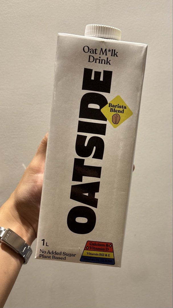 1L Oatside (Category: Beverages) located in Cavite. Submitted by prelovedbyeunjay (Listing ID 1465226812, Image 2). Description: FOR SALE!! 1L OATSIDE (NEW PACKAGING) ₱160 each; discount for bulk orders 6pcs available 📍Cavite .