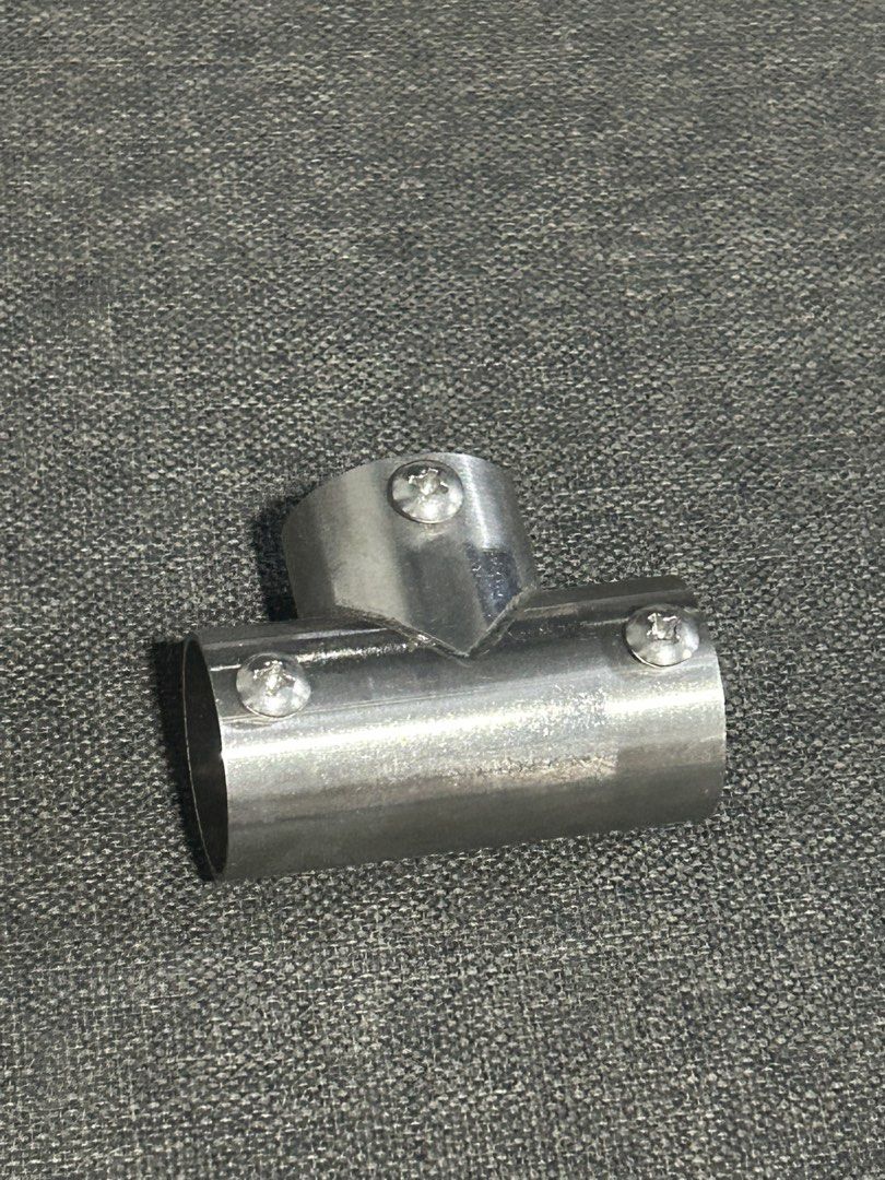 1pc Round Fixed Joint Storage Rack Connector 3 Way Elbow Fitting (Category: Home Improvement Tools & Accessories) located in General Trias. Submitted by aprilocampo0412 (Listing ID 1465305811, Image 2). Description: 1pc Round Fixed Joint Storage Rack Connector 3 Way Elbow Fitting.