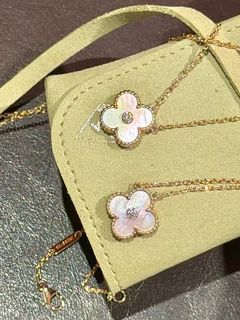 （分類：）位於 。 由 moomoo_luxury 提交（商品編號 1465225304，圖片 1）。簡介： 。
