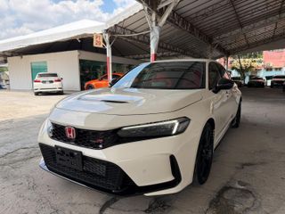 (Category: ) located in . Submitted by modernimportedluxurycar (Listing ID 1464742169, Image 1). Description: .