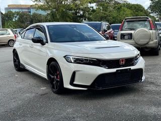 (Category: ) located in . Submitted by cagemilangtrading (Listing ID 1464937157, Image 1). Description: .