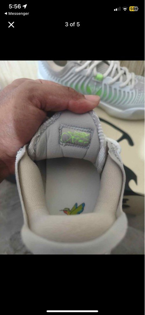 361 Joker 2 GT Miro (Category: Sneakers) located in Cebu City. Submitted by cla5clint39756 (Listing ID 1464238656, Image 3). Description: Grey and lime green basketball shoes. Laces are grey. The 361 Degrees logo is on the side. Comes with the original box. Great for playing basketball. Size 9.5 Used 3 times RFS. need for bills payment Negotiable for sure buyer.