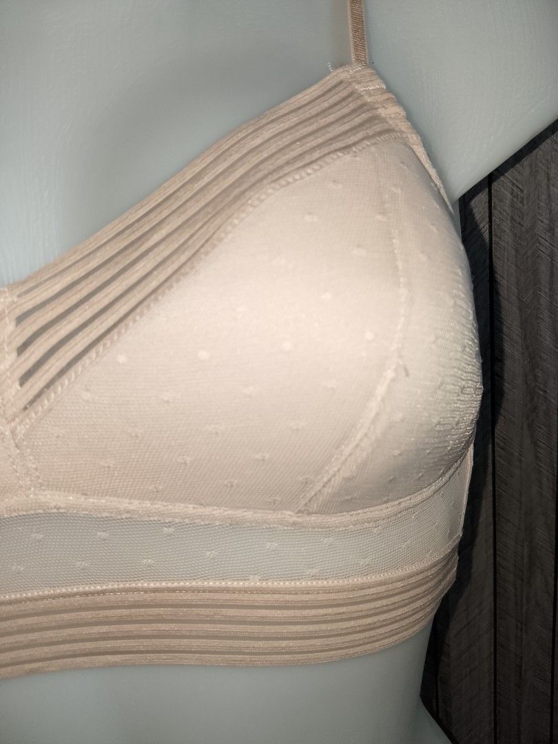 36a/b beige sexy nonwire bra padded (Category: Undergarments & Loungewear) located in Manila. Submitted by truecrystal-1407 (Listing ID 1465247518, Image 3). Description: .