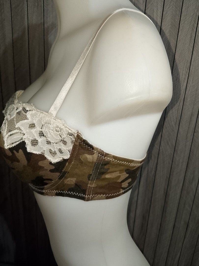 36b camo lace bra thin pads with underwire (Category: Undergarments & Loungewear) located in Manila. Submitted by truecrystal-1407 (Listing ID 1465182661, Image 2). Description: .