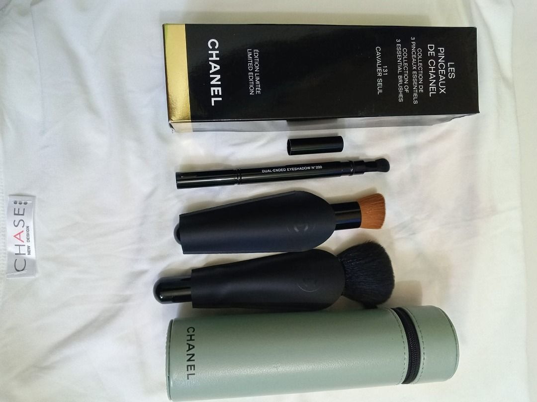 3 Essential Brushes Chanel Limited Edition (Category: Makeup) located in Bulacan. Submitted by aryanarjay18607 (Listing ID 1465189064, Image 3). Description: Brand New Limited Edition 3 Essential Brushes from Chanel .