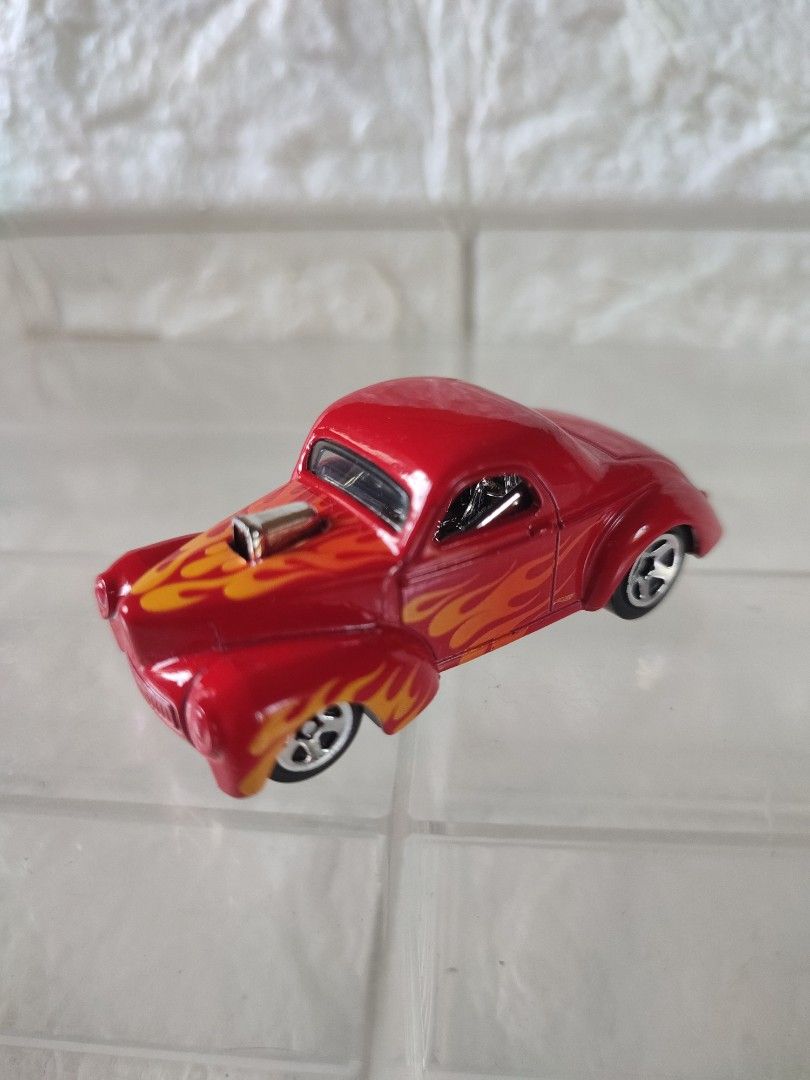 41 willys hotwheels loose (Category: Vehicle & Diecast Models) located in Narvacan. Submitted by jigger85 (Listing ID 1465182035, Image 2). Description: mint condition bought in UK loc. ilocos sur can ship thru JNT or LBC.