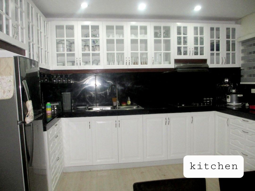 4 bedroom Townhouse for Rent (Category: Townhouse) located in Paranaque City. Submitted by nicessities (Listing ID 1465171877, Image 1). Description: NO TO AGENTS. DIRECT RENTERS ONLY. We are looking for a new family to home our house. (selling is also being considered) 4 Bedrooms (2 w/ own T&B) *Master's with ensuite T&B & balcony 3 T&B + 1 Toilet/powder room With ample pantry/storage space not facing other houses friendly neighborhood PS: we st